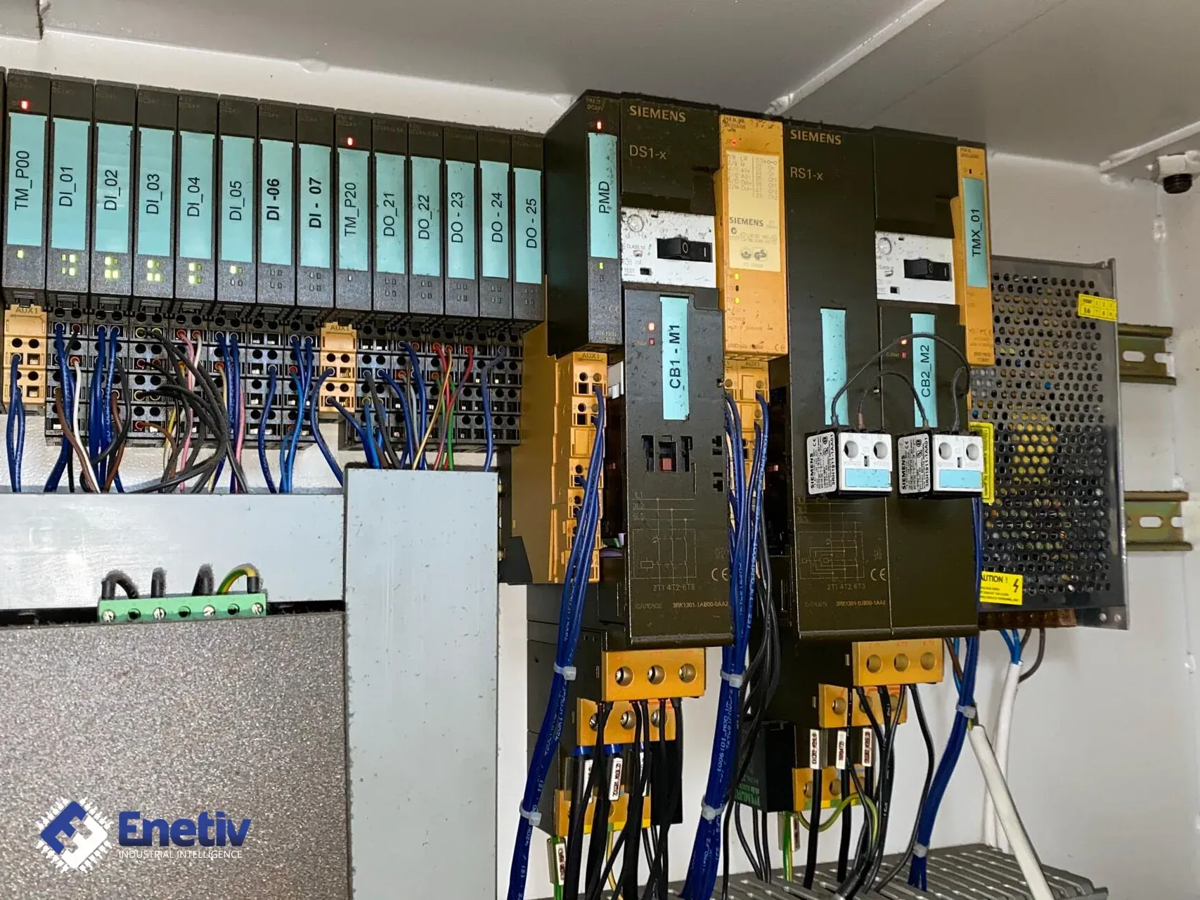 Siemens ET 200S and ET 200SP motor starters: comparison and selection