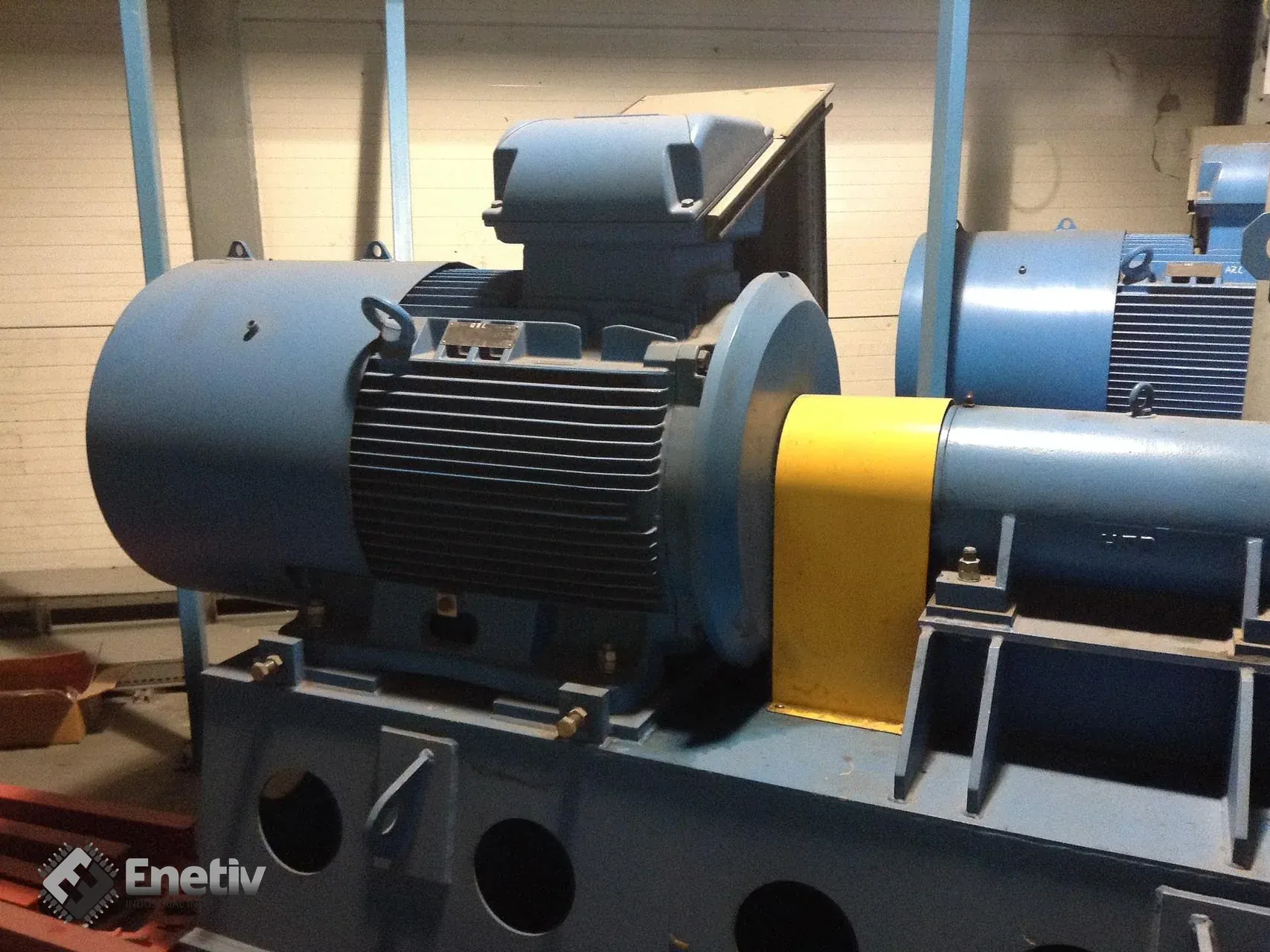 Accouplement du moteur à la machine : alignement des arbres et démarrage par variateur ou démarreur progressif (Siemens, ABB, Danfoss)